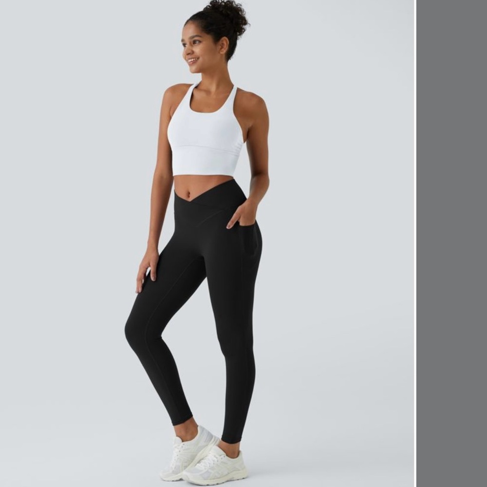 HALARA SoftlyZero Crossover Pocket Plain Leggings